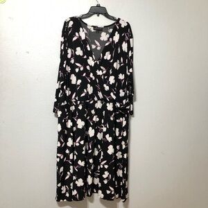 Floral Black and White Women's Dress Size 30/32